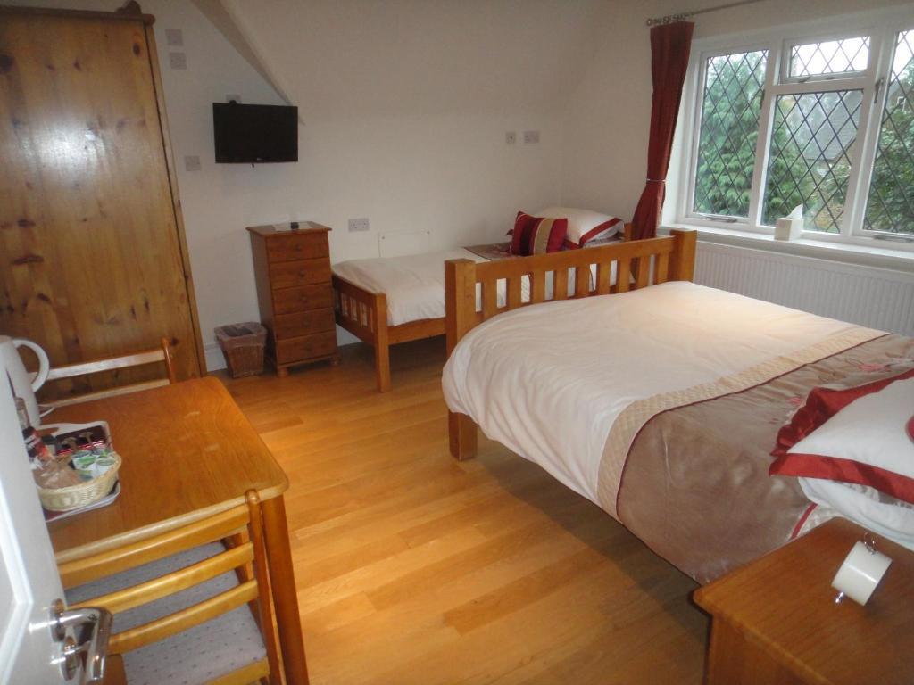 The Oaks Guest House London Room photo